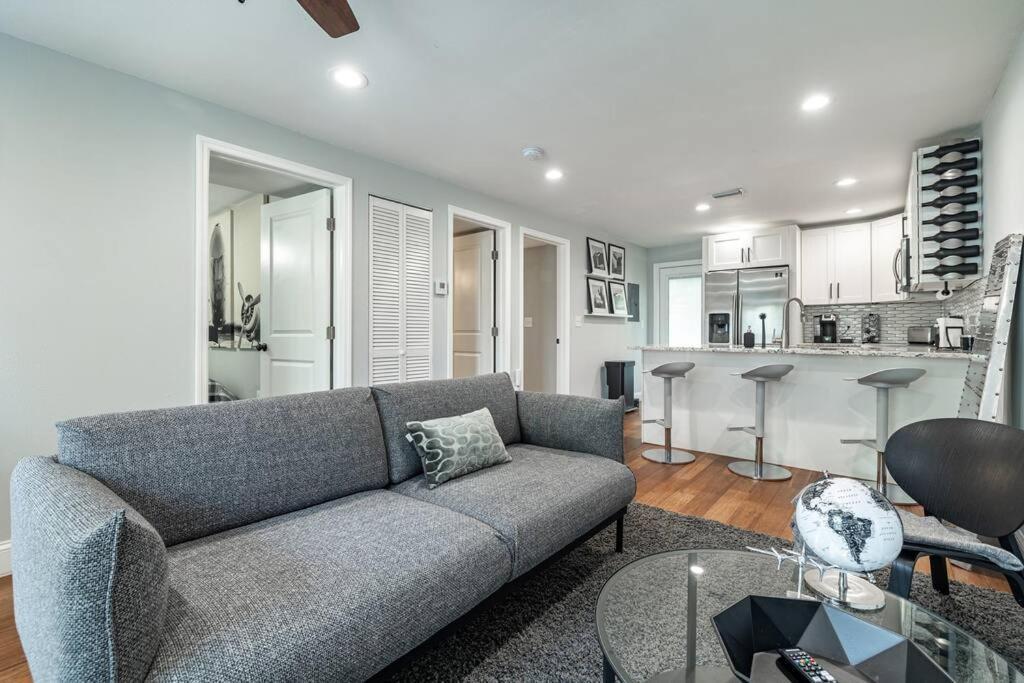 Grand Oaks Terminal In The Heights Apartment แทมปา ภายนอก รูปภาพ