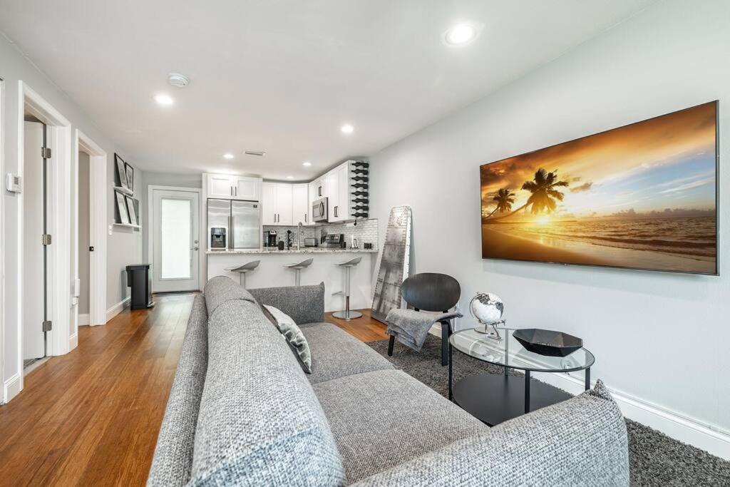 Grand Oaks Terminal In The Heights Apartment แทมปา ภายนอก รูปภาพ